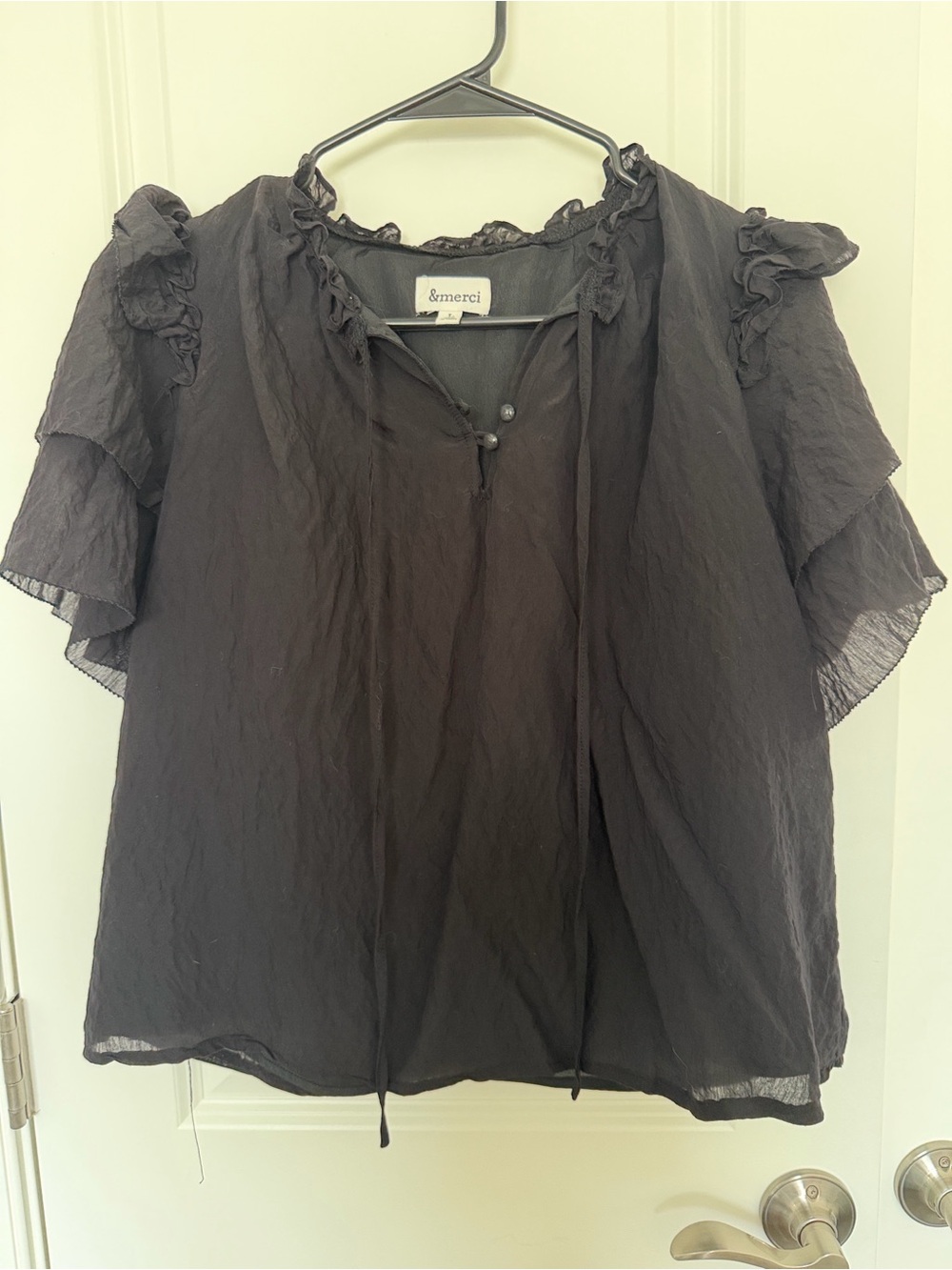 &merci Black Ruffle Tie-Neck Short Sleeve Blouse